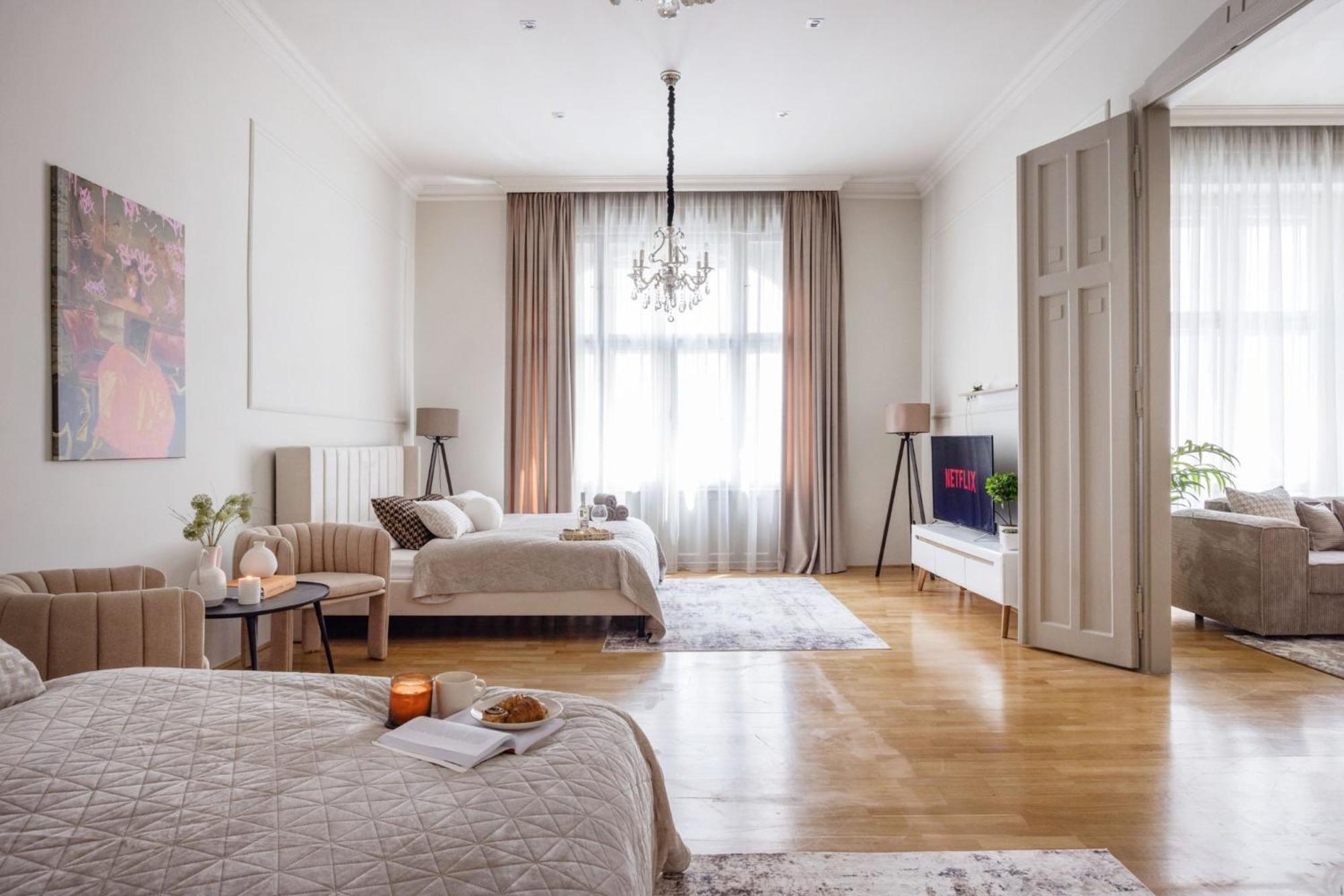 Timeless Elegant Apartment By Opera House Budapeşte Dış mekan fotoğraf
